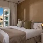 Aqua Hotel Bertran Park